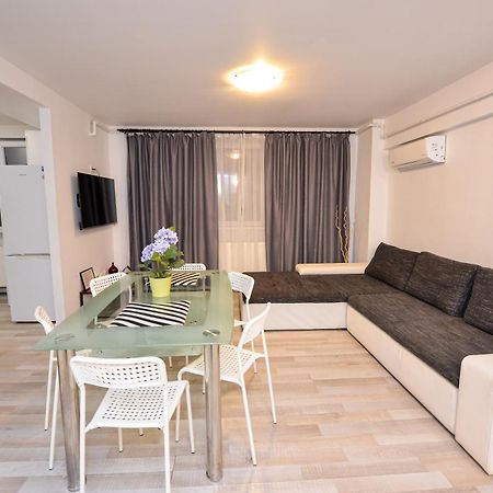 Ideal Accommodation Old Town Bukarest Exteriör bild