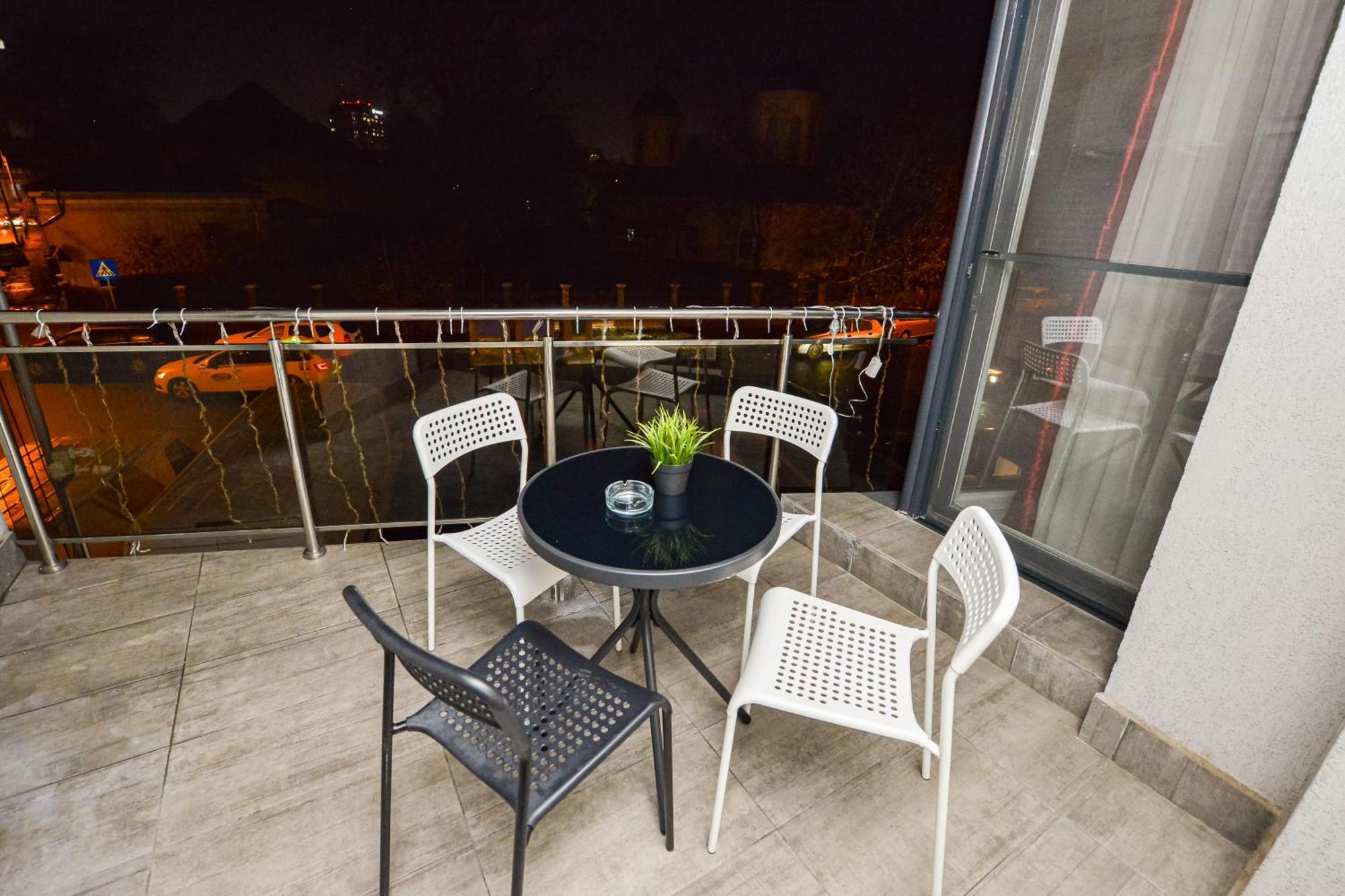 Ideal Accommodation Old Town Bukarest Exteriör bild